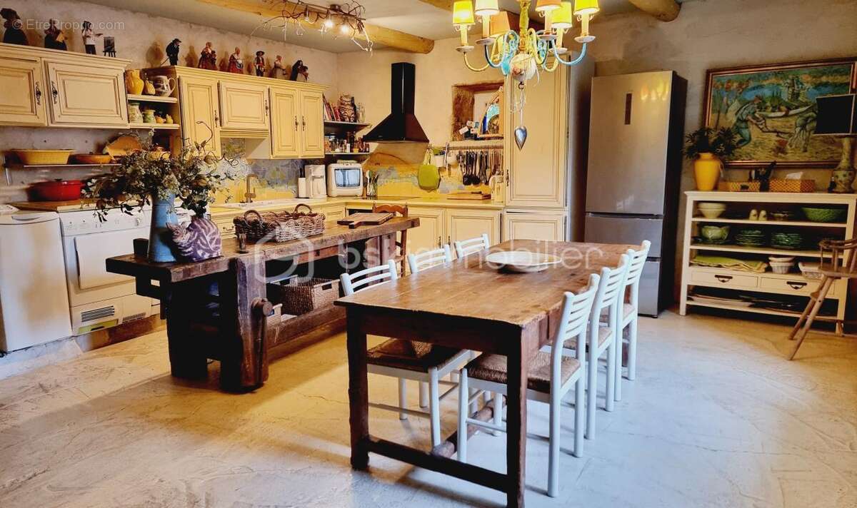 Maison à VERS-PONT-DU-GARD