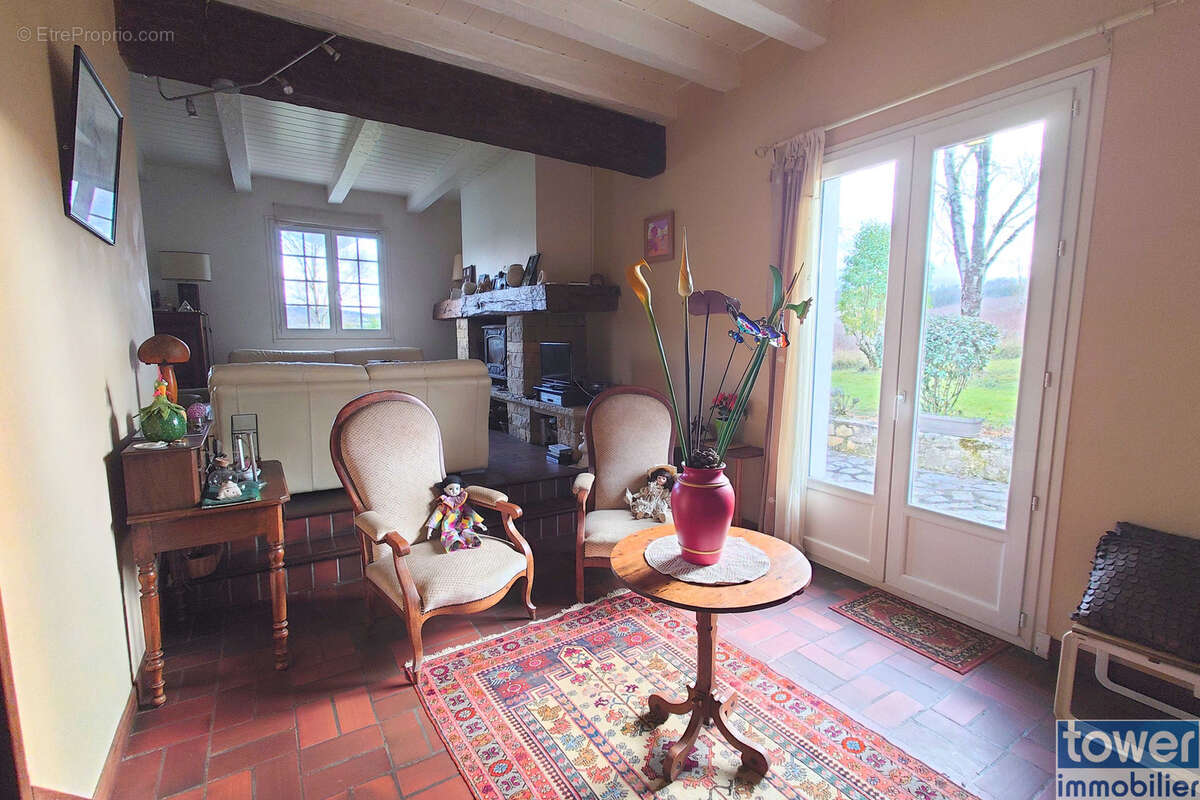 Maison à VILLEFRANCHE-DE-ROUERGUE