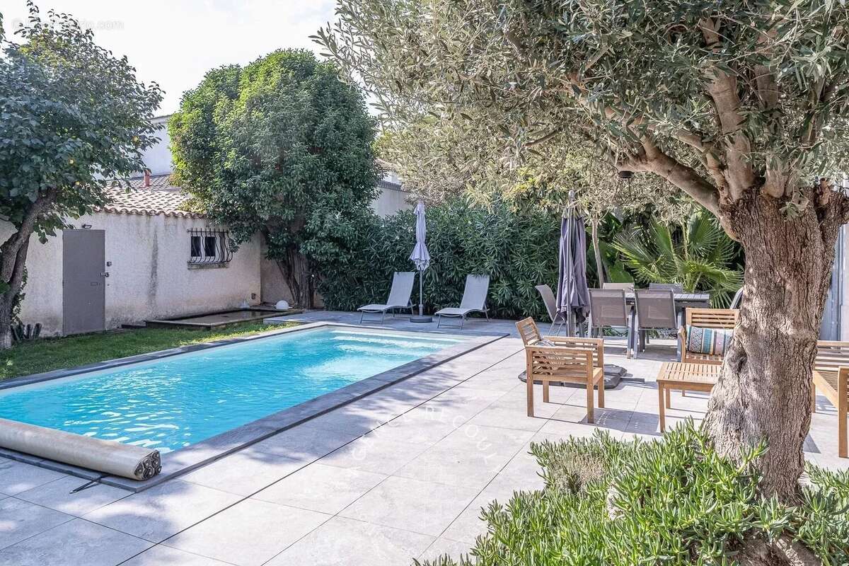 Maison à MARSEILLE-8E