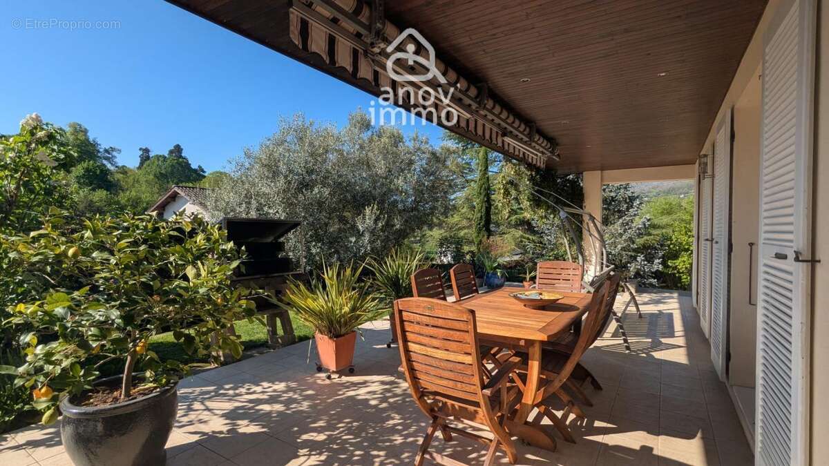 Maison à TULLINS