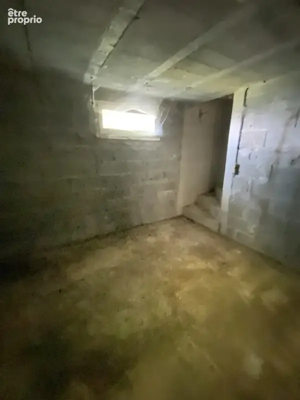 Villa  à rénover sur sous-sol complet et terrain attenant - photo 8