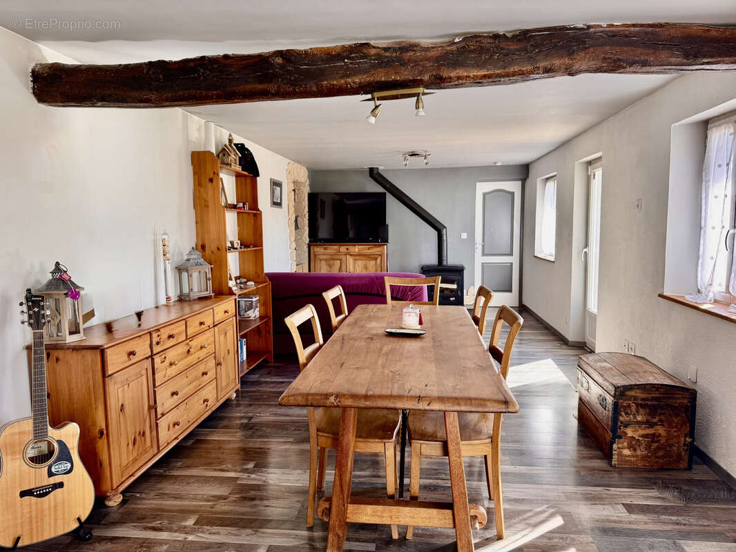 Maison à GUEUTTEVILLE-LES-GRES