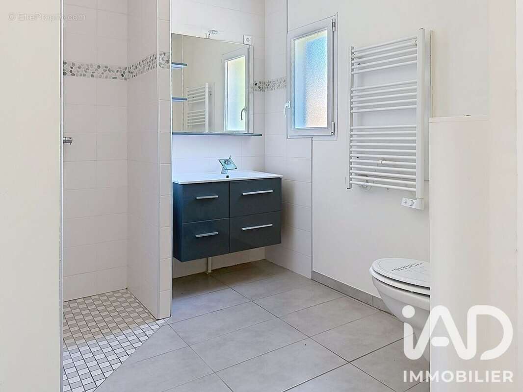 Maison 128 m² à Chauray  - photo 7