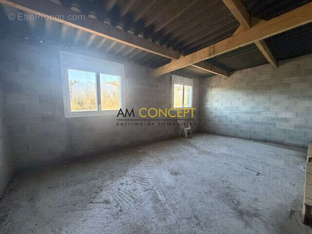 À VENDRE - Rez-de-jardin d'exception avec vue panoramique  - photo 4