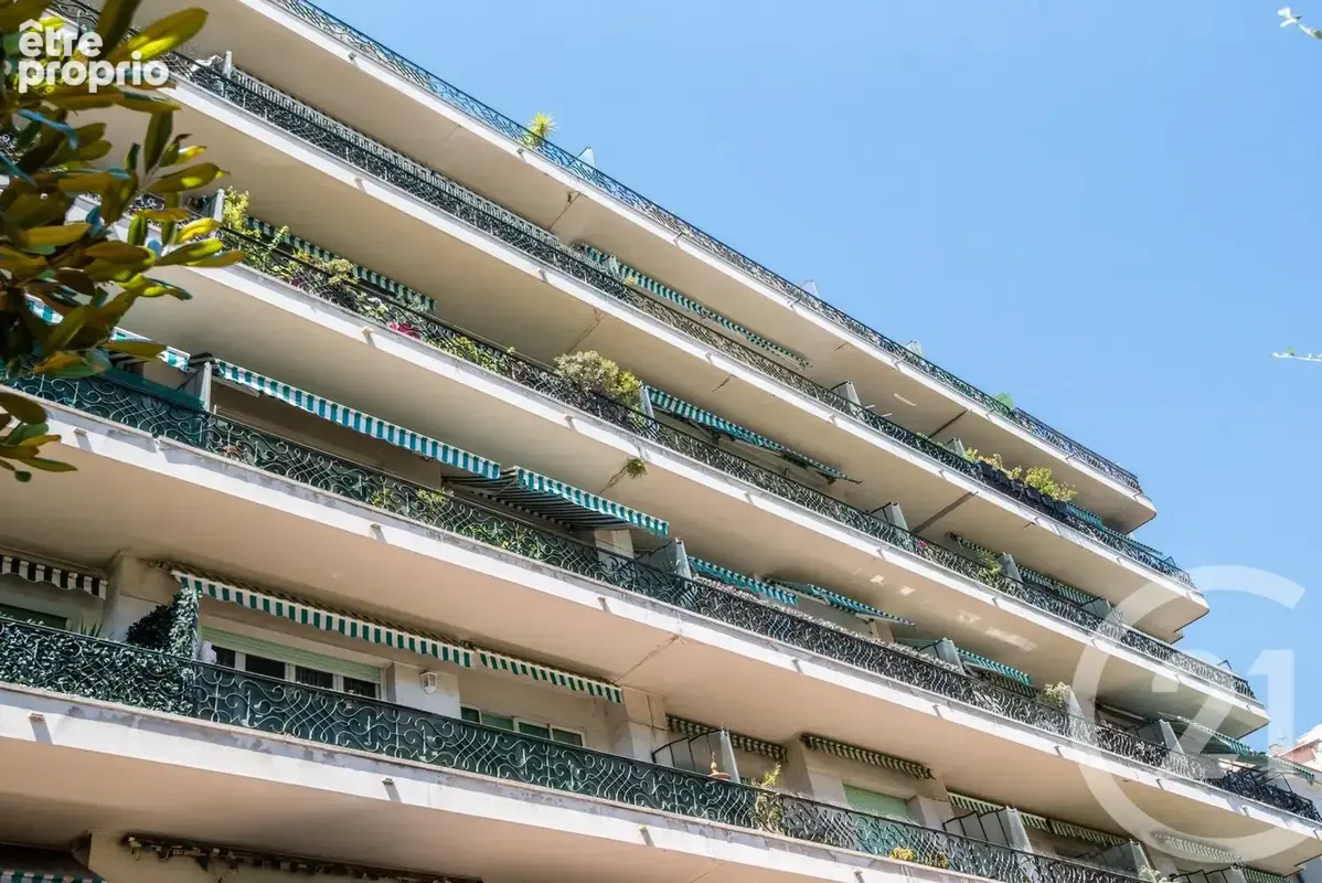 Appartement 68 m² à Nice  - photo 13