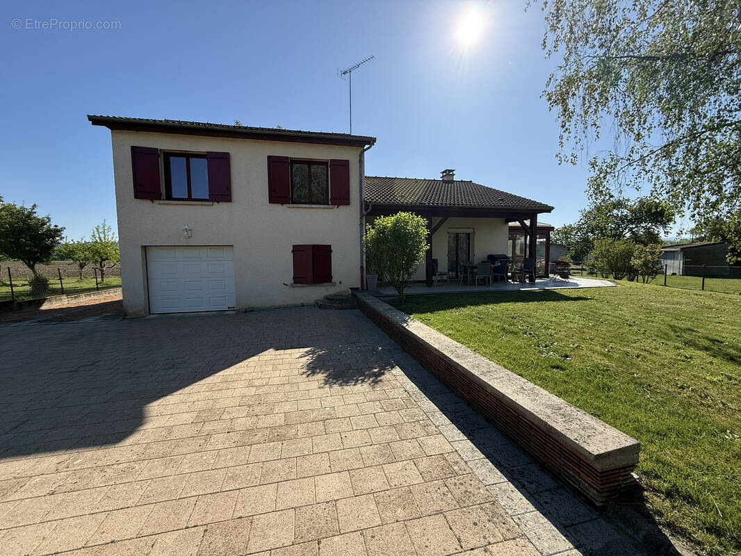 Appartement à HAUTERIVE