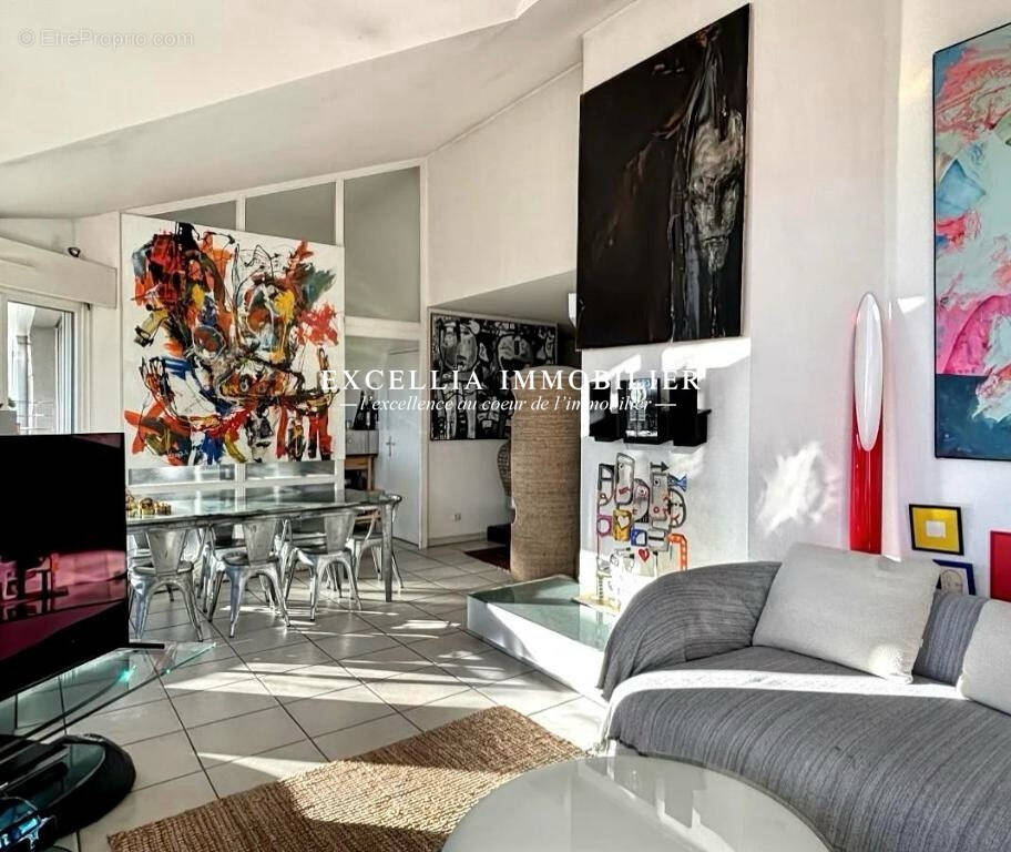 Appartement à MEYLAN
