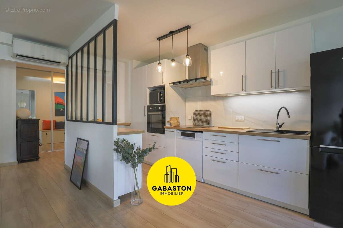 Appartement à MARSEILLE-12E