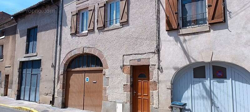 Maison à vendre 5 pièces ISSOIRE (63) - photo 3