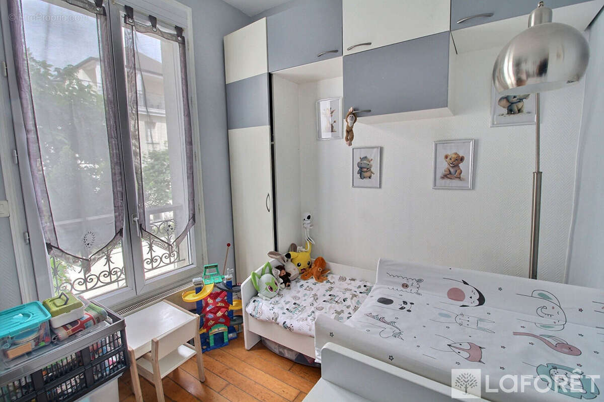 Appartement La Garenne Colombes 4 pièce(s) 67 m2 - photo 6