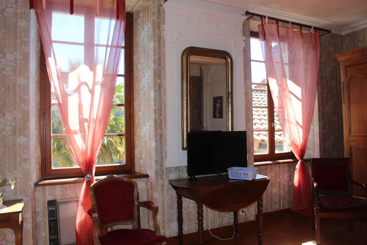 Maison à POINTIS-INARD