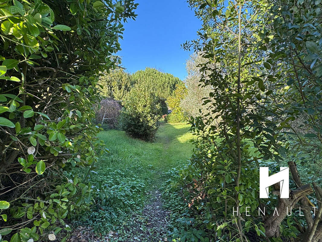 Maison à LE BOIS-PLAGE-EN-RE