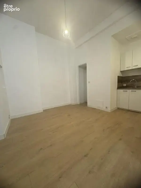 Proche chateau– studio entièrement rénové - photo 3