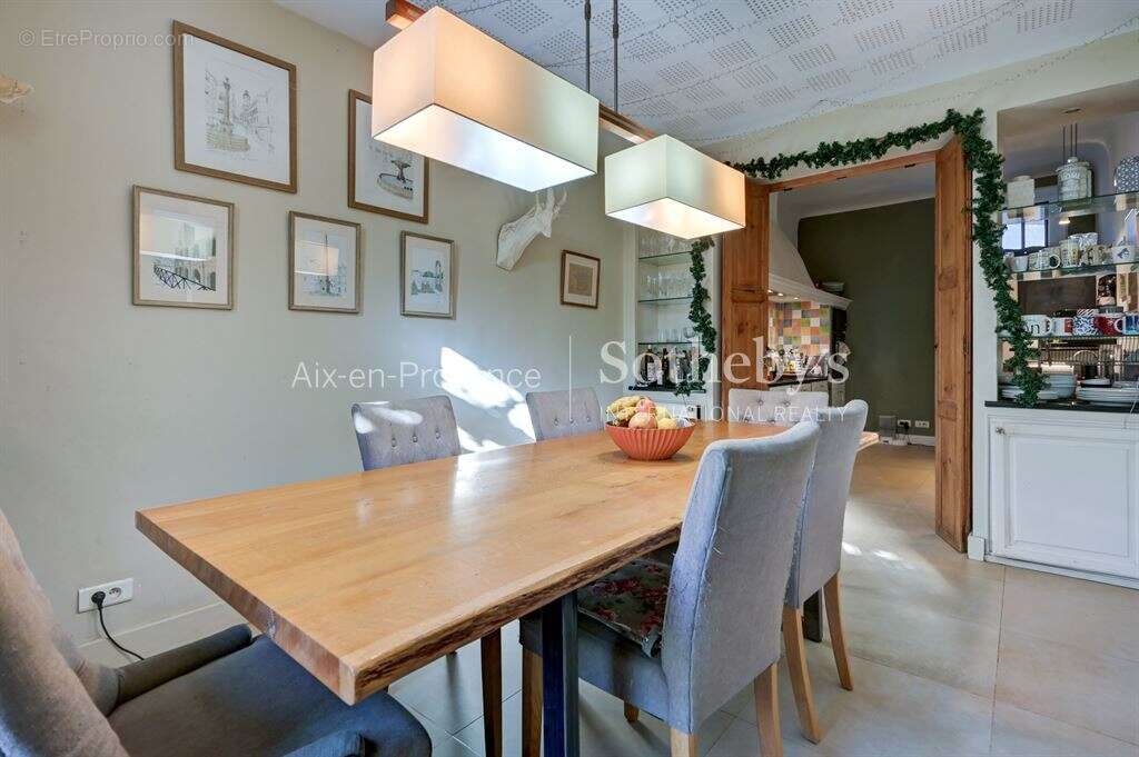 Maison à AIX-EN-PROVENCE