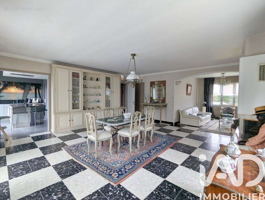 Photo 2 - Maison à EMMERIN