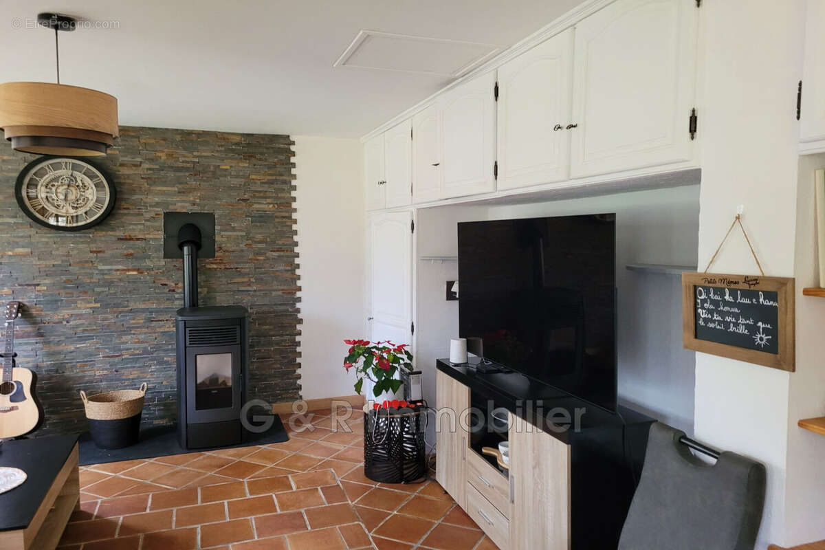 Maison 77 m² à Auriol  - photo 2