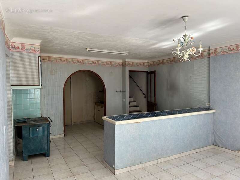 Maison de village à rénover – Centre de La Verdière (83) - photo 16
