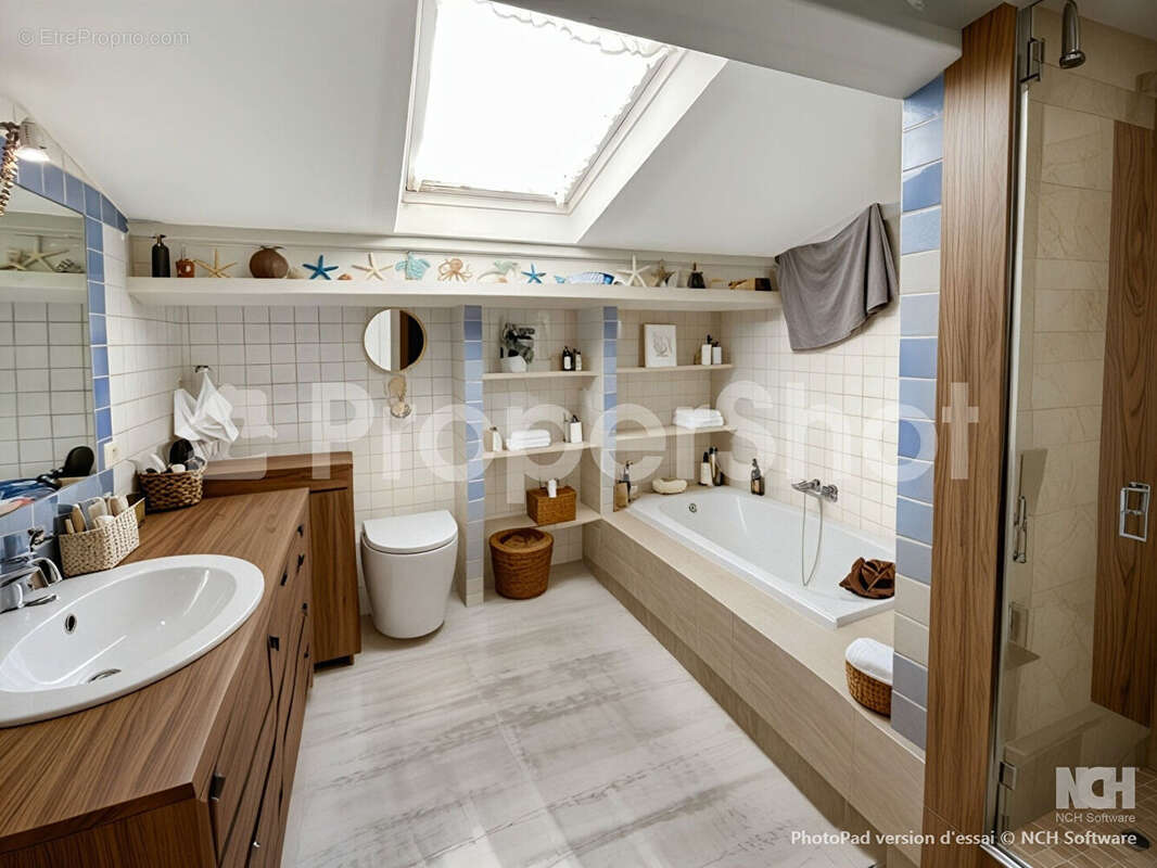 Maison à SAINT-CYR-SUR-MER