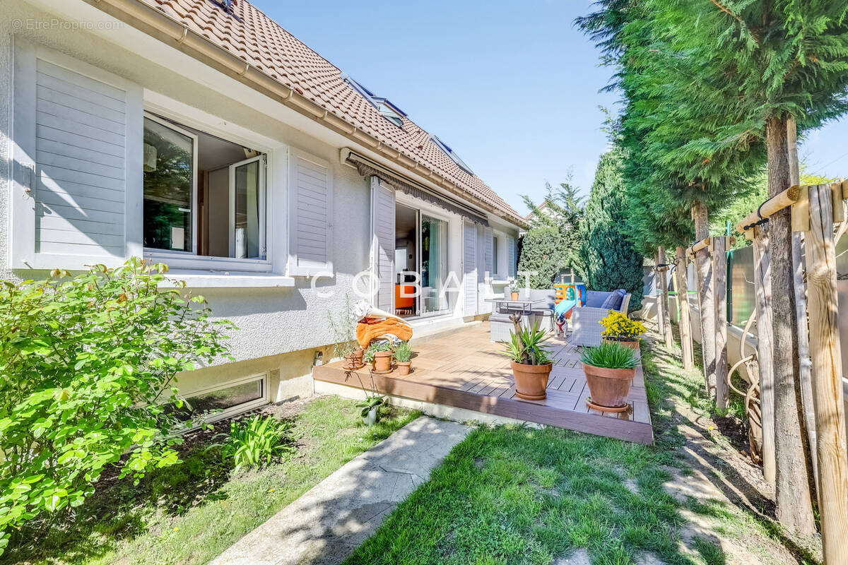 Maison à LE CHESNAY