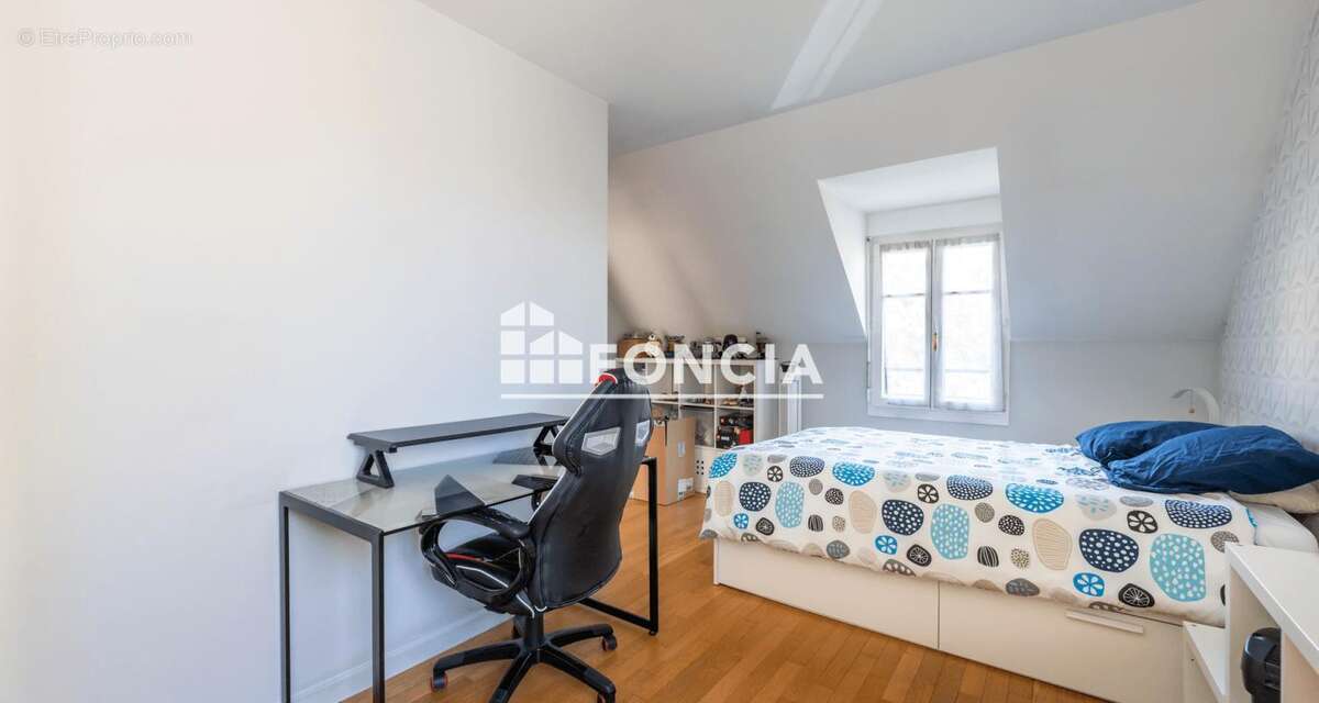 Maison à LE CHESNAY