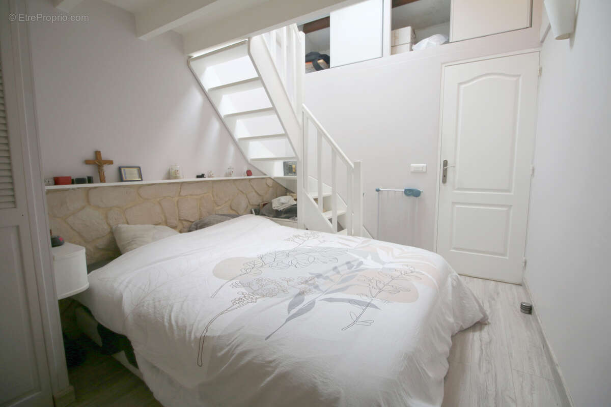 Maison à TOURRETTES