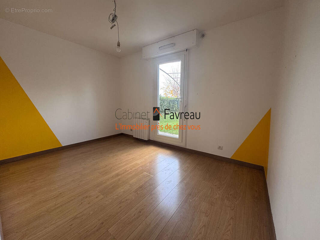 Appartement à L&#039;HAY-LES-ROSES