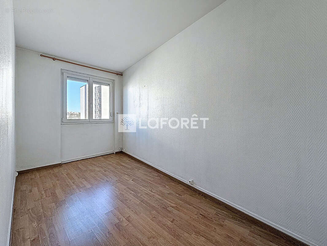 Appartement à BOURG-LA-REINE