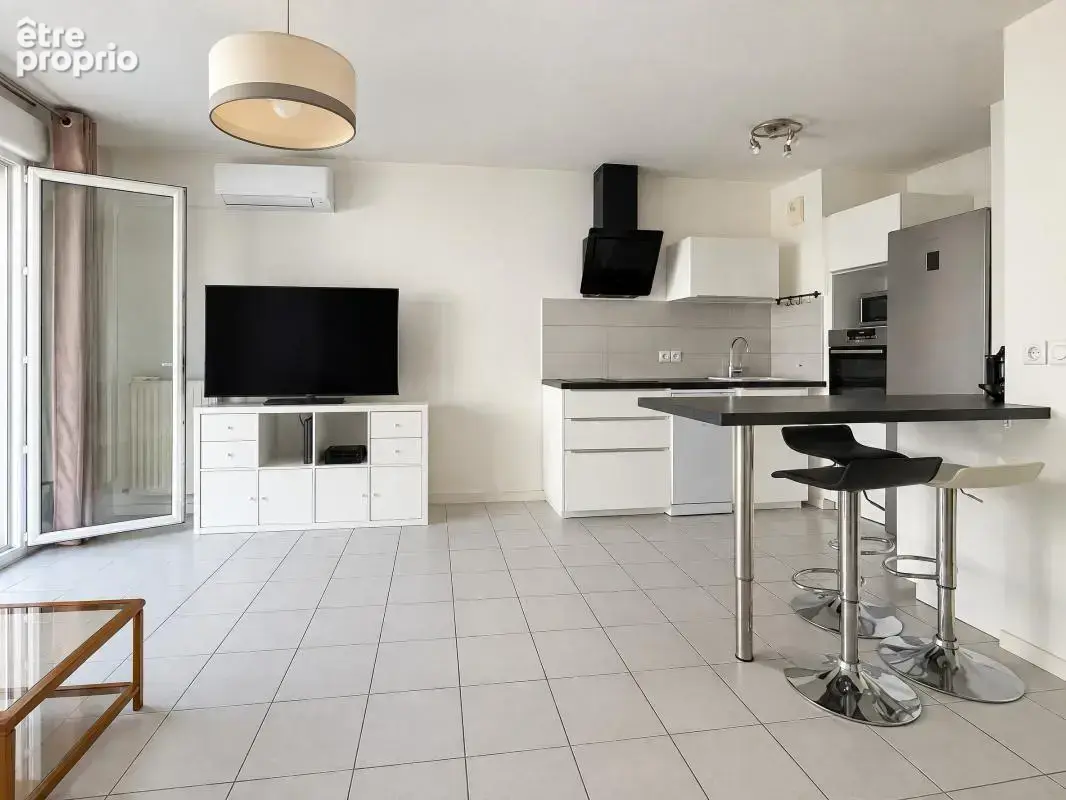 Appartement - 1 Chambre - Terrasse - Garage - Au cœur du village - Proche commodités - photo 4