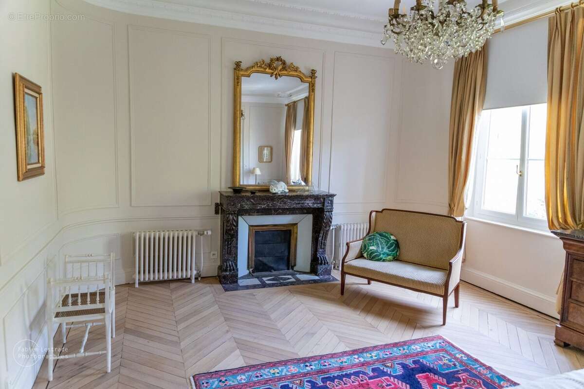 Salon - Maison à PONT-L&#039;EVEQUE