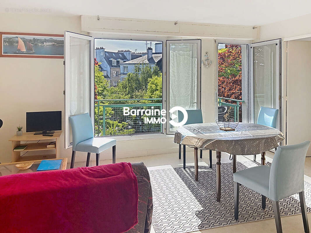 Lorient centre - appartement t2 avec balcon au dernier etage - photo 4