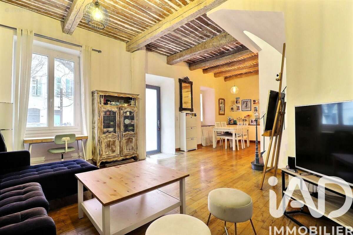 Photo 2 - Maison à CEYRESTE