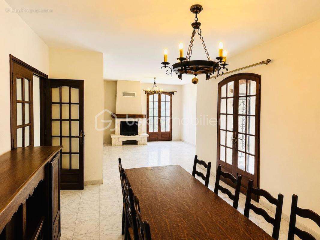 Maison de 268 m2 - 2185 de terrain - vinon sur verdon - photo 4