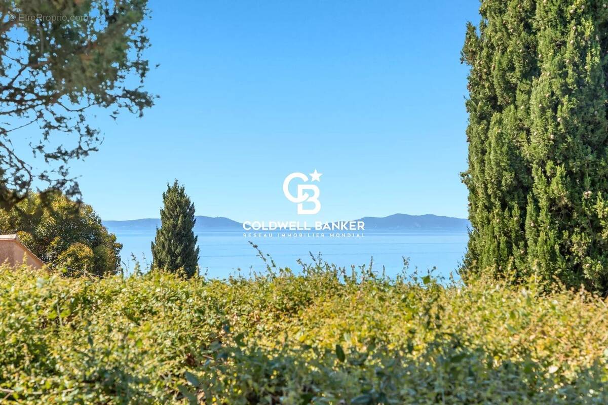 Appartement à RAYOL-CANADEL-SUR-MER