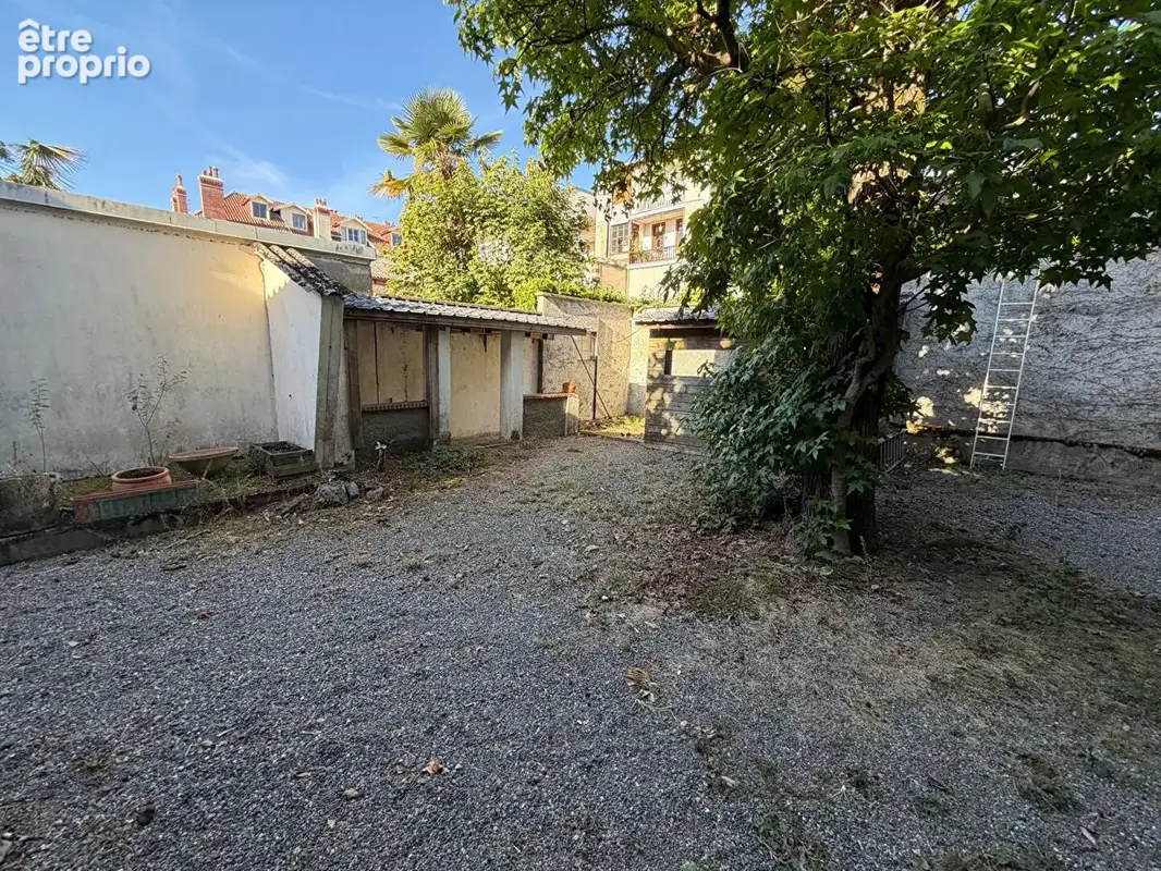 Rare à pau - maison de ville avec jardin, garage & fort potentiel ! - photo 5