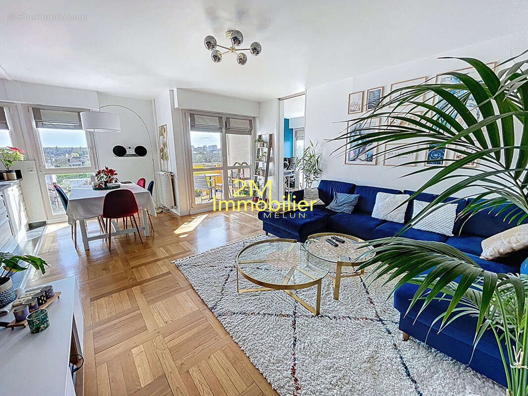 Appartement à MELUN