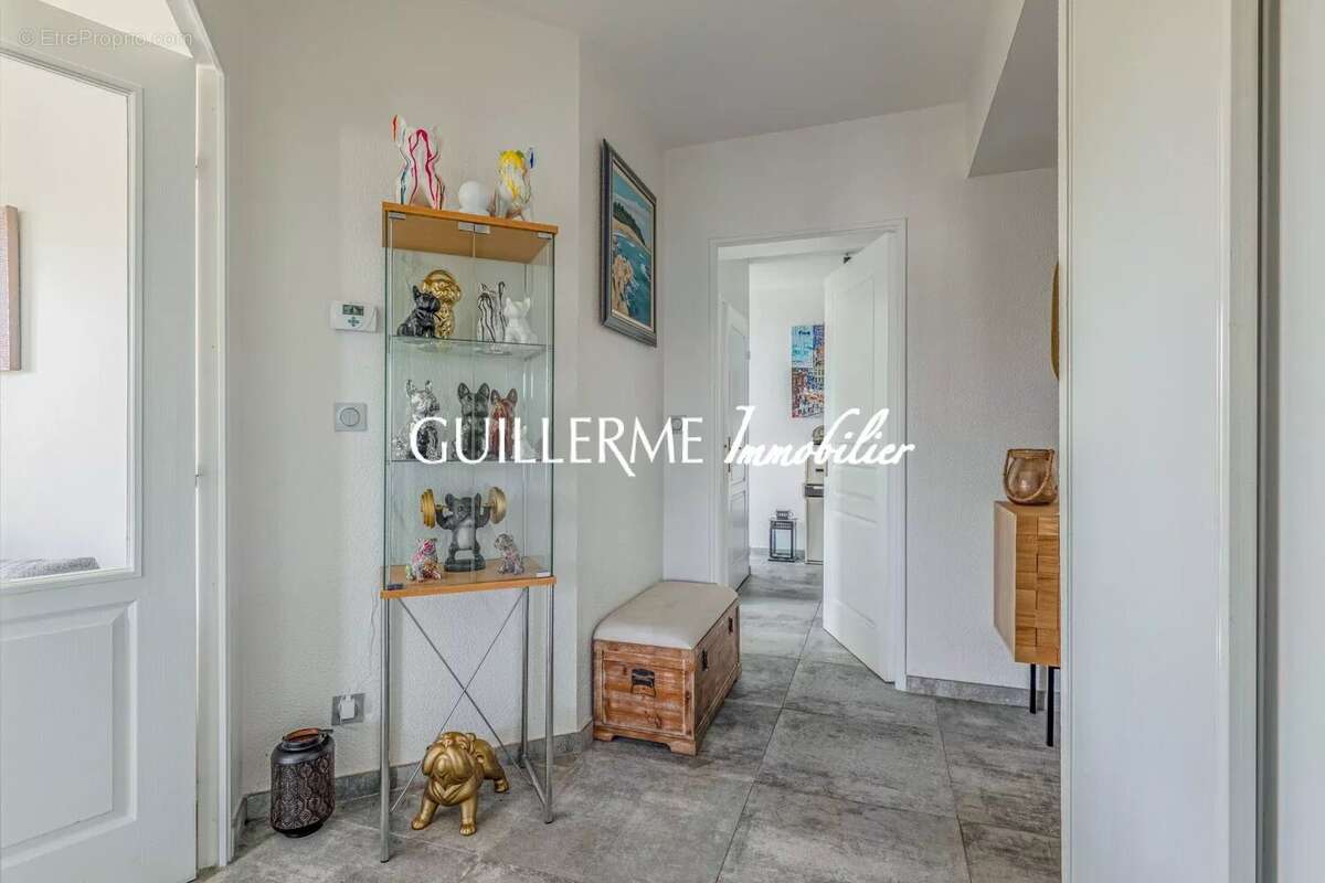 Appartement à TASSIN-LA-DEMI-LUNE