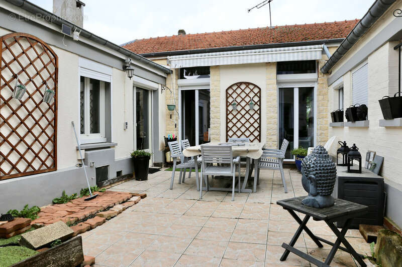 Maison à vendre 4 pièces REIMS (51), secteur Chalet - photo 10