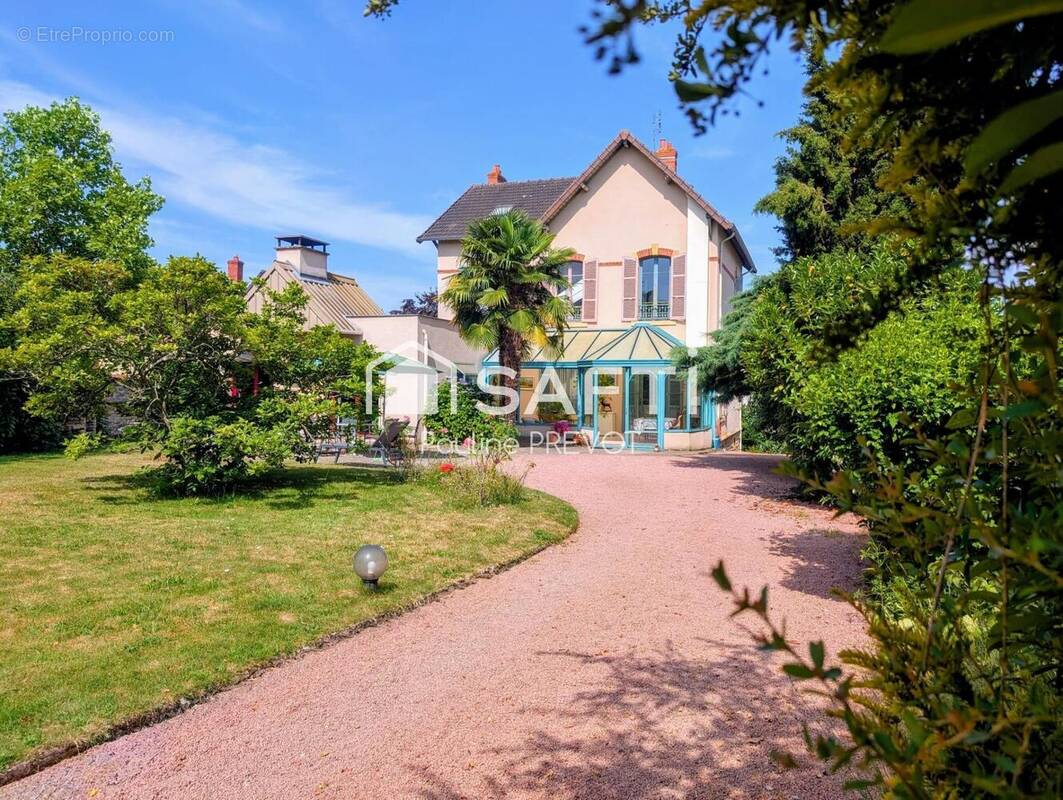 Photo 1 - Maison à PARAY-LE-MONIAL