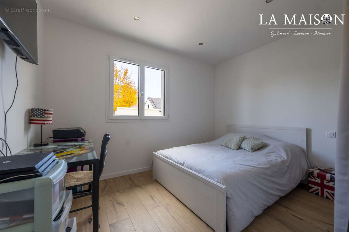 Maison à ARC-SUR-TILLE