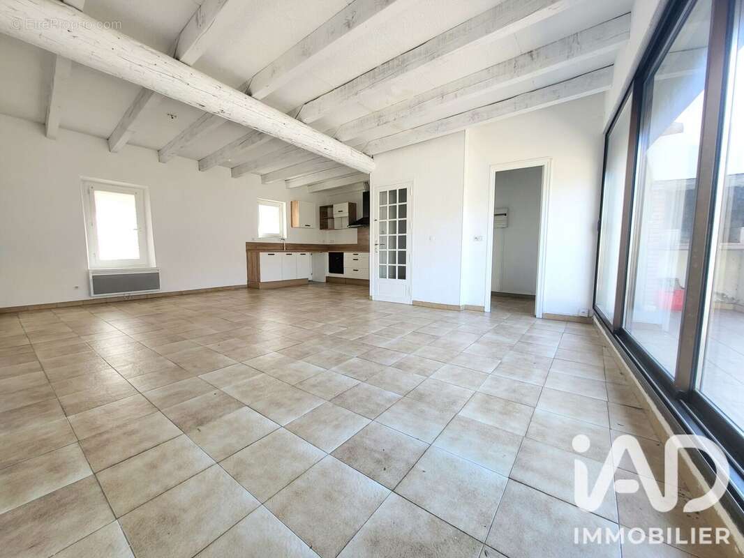Appartement 106 m² à Salleles-D'aude  - photo 2