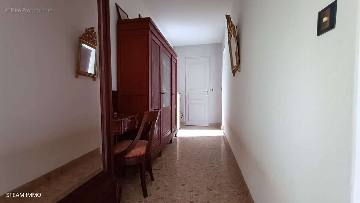 Maison à SAINT-GELAIS