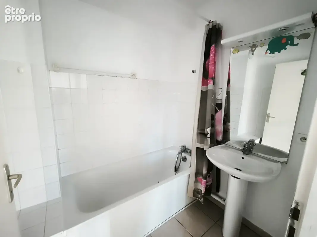 Appartement T4 de 77,30 m2 avec jardin privatif de 108 m2, garage et parking - photo 8