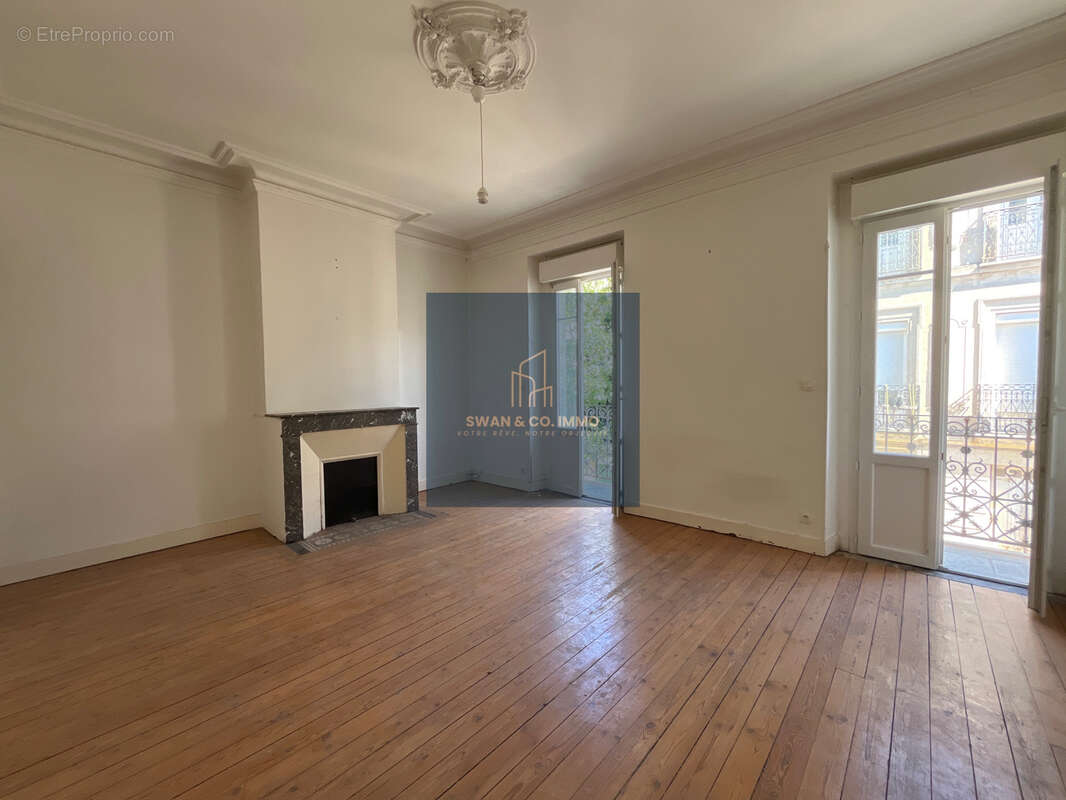 Appartement à BORDEAUX