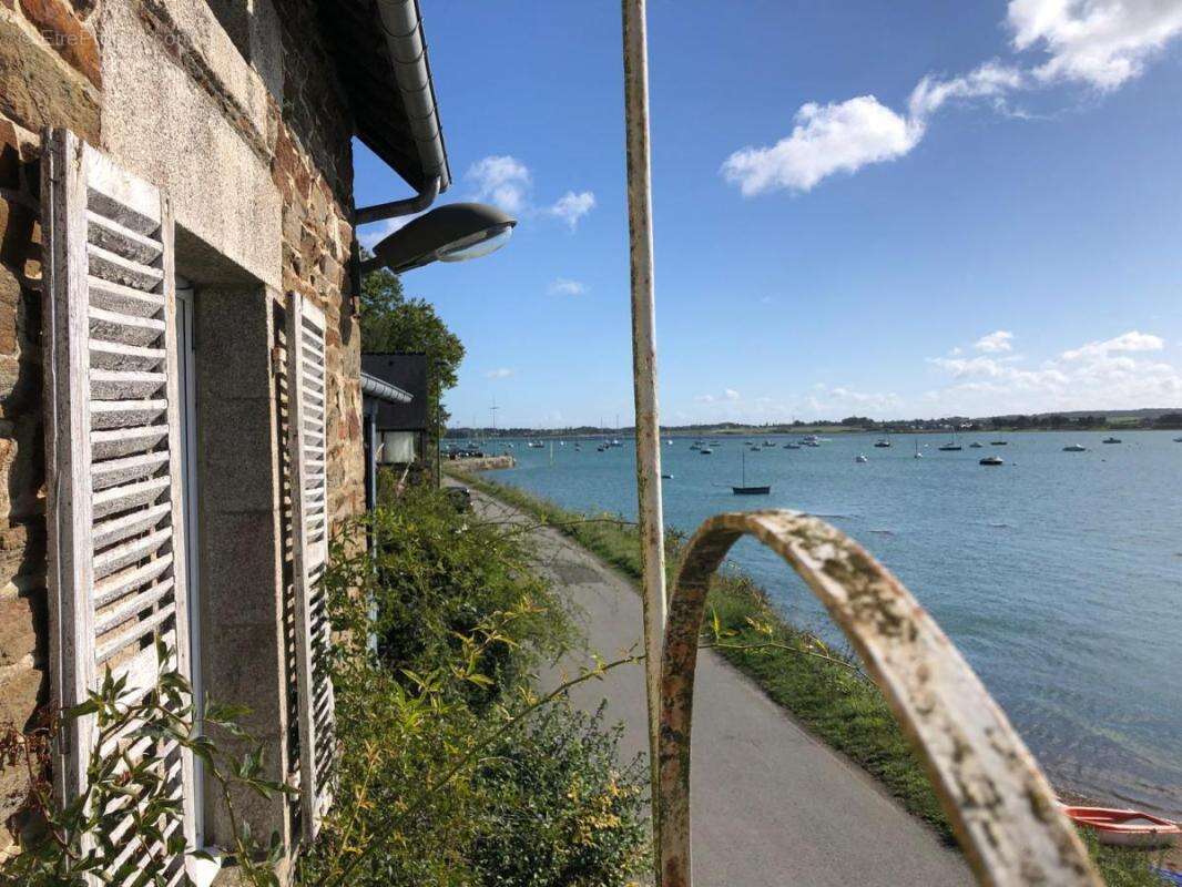Maison à PLOUER-SUR-RANCE