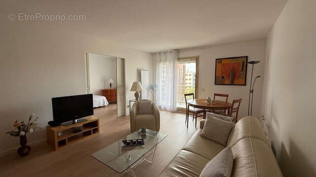 Appartement à LEVALLOIS-PERRET