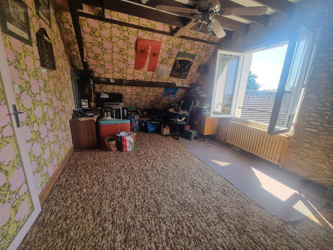 Maison à LE MELE-SUR-SARTHE