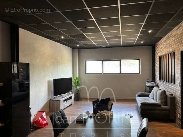 Commerce à BOURG-LES-VALENCE