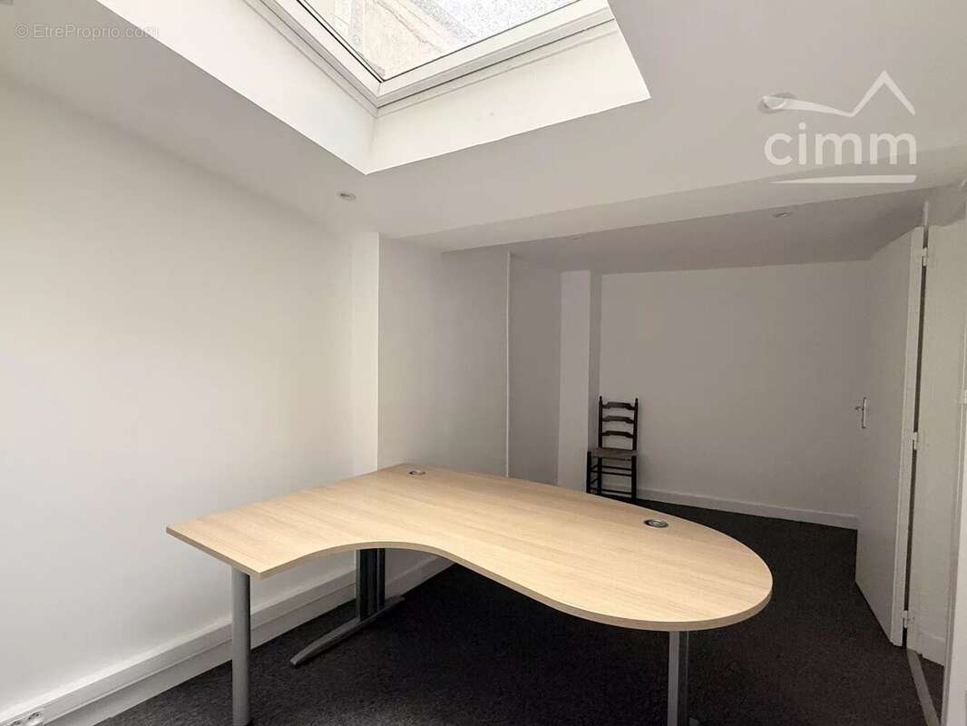 Immeuble de bureaux - centre-ville de blois - investissement ou installation d'entreprise - photo 13