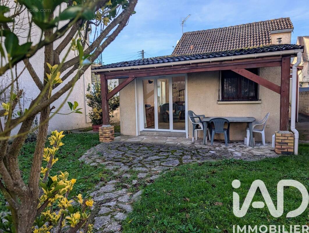 Photo 1 - Maison à TRAPPES