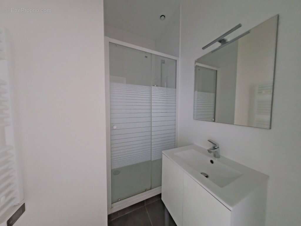 Appartement à PARIS-11E